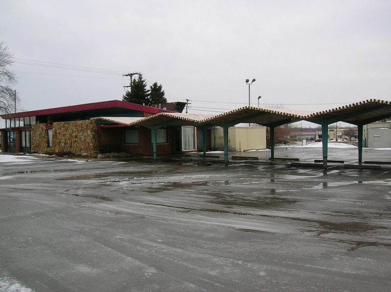 Bummies Drive-In - Feb 2008 From Dennis Gibbs Pre Demolition (newer photo)